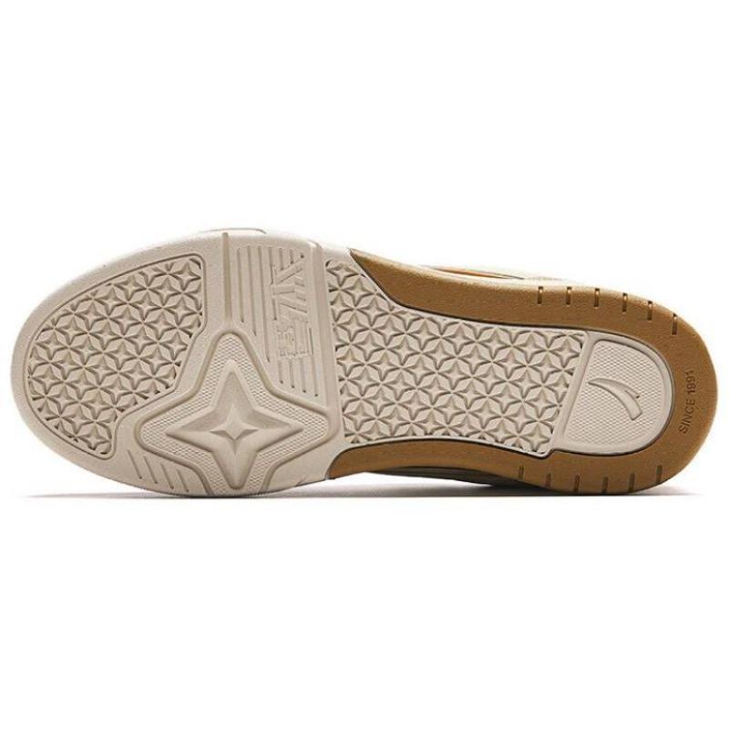 Anta Versatile Casual Lightweight Comfortable Non-Slip Shock Absorbing Wear-Resistant Low-Top Skate Shoes Women Sneakers Beige 122418040-5