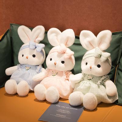 Niedliches Gänseblümchen Hase Plüschtier Kleiner Weißer Hase Puppe Puppe Kissen Rock tragende Puppe Kindertagsgeschenk