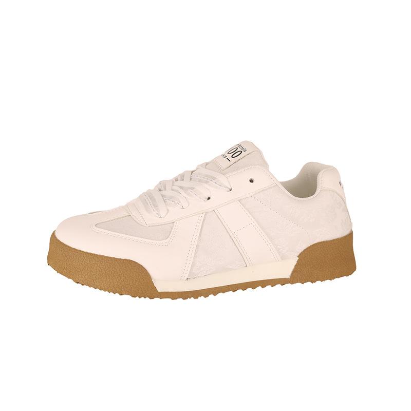 

No return or exchange! Ballet style embroidery women s new comfortable and light leisure sports 35