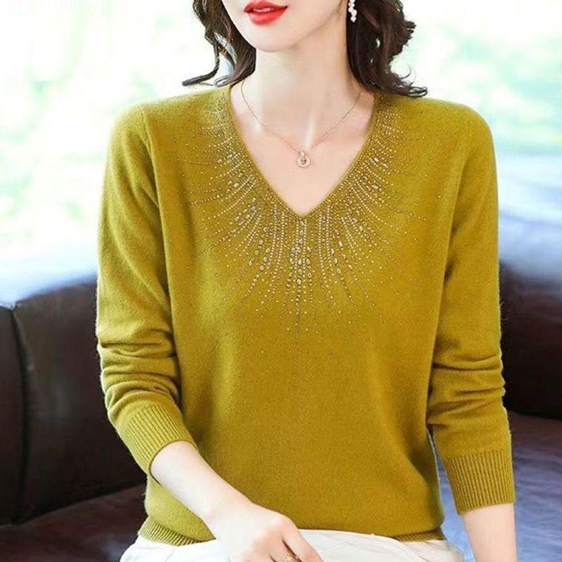 Autumn Women's Plus Size Sweater Loose V-neck Knitwear Rhinestone Pullover Knit Top Stretch Jumper