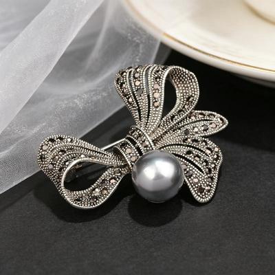 Handgefertigte Strass-Große Schleife Perlen Brosche für Damen Vintage Exquisite Kleidung Anstecker für Mantel Pullover Geburtstagsgeschenk