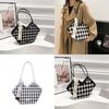 Trendy Fashionable Large Capacity Bucket Bag For Women With Chic Design And Comfort