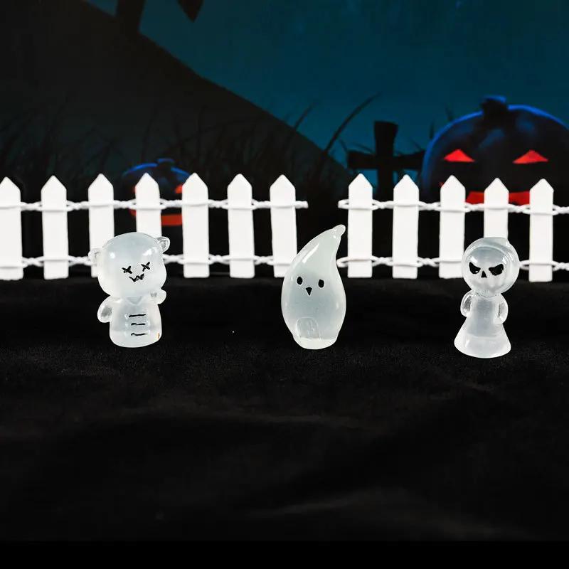 Halloween Glow in Dark Figurines Luminous Ghost Mini Resin Ornament DIY Micro Landscape Cute Cartoon Statue Desktop Decor Party