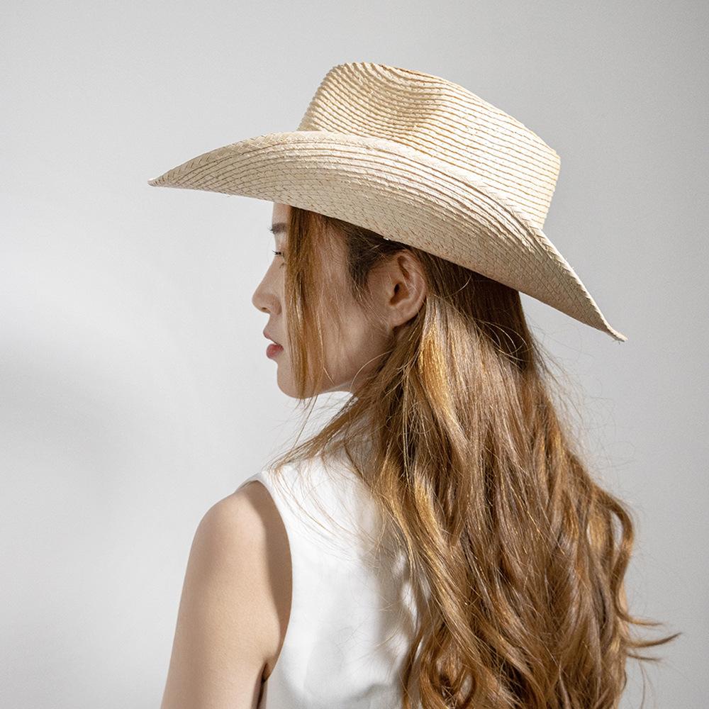 Chapeau de cowboy à feuille de palmier Chapeau de paille de voyage Tressé à la main Grand bord Style décontracté Mode Polyvalent
