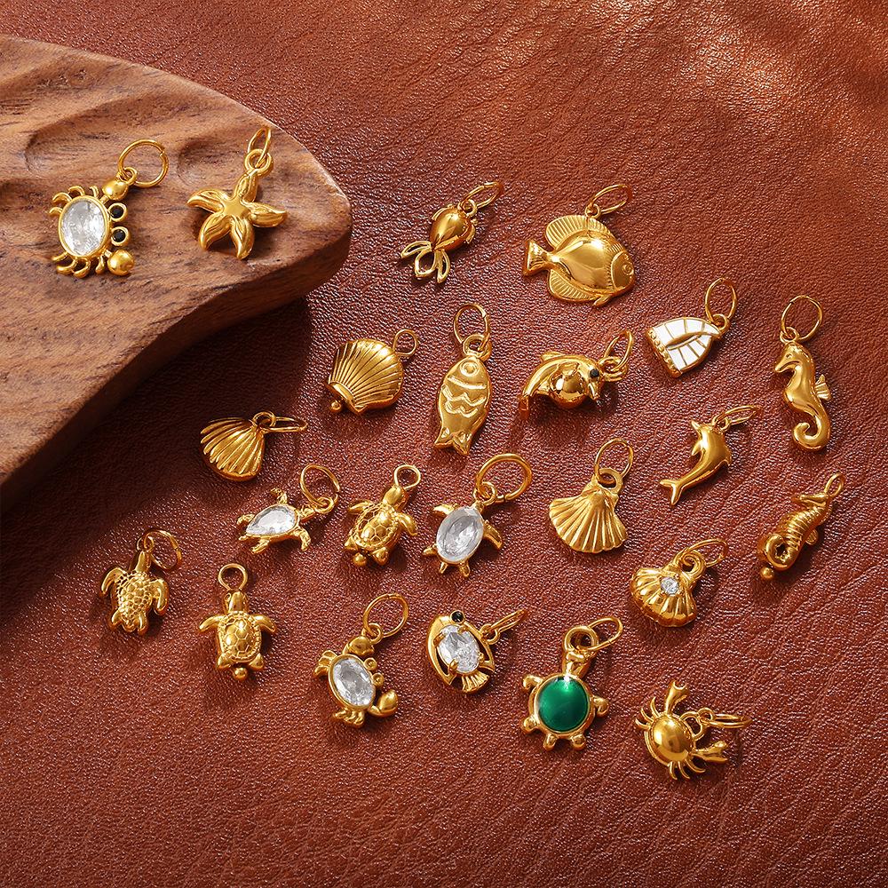 18K Gold Ocean Style Turtle & Crab Pendant Necklace - Stainless Steel, Waterproof, Colorfast, Women's DIY Jewelry Accessory.