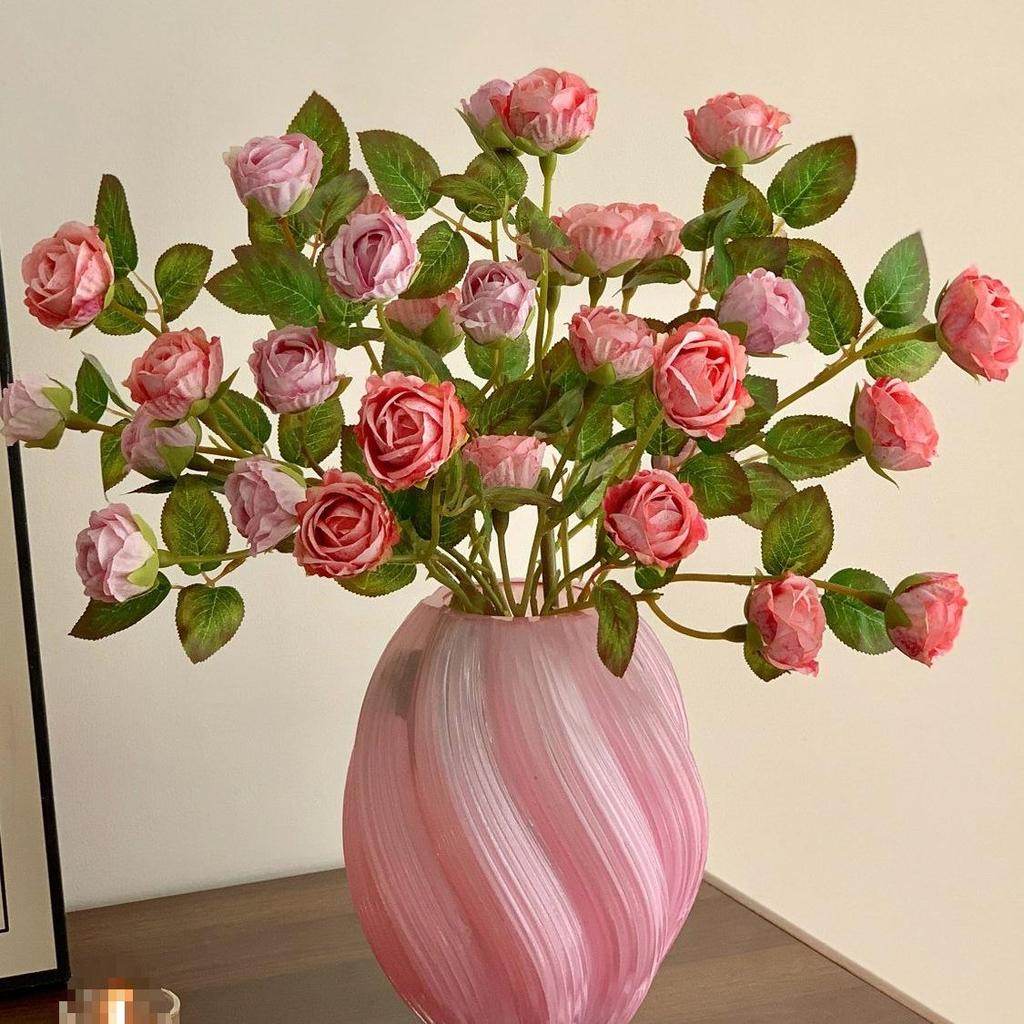 Pastoral Pink Multi-Head Rose Bouquet in Glass Vase for Living Room or Dining Table Decor