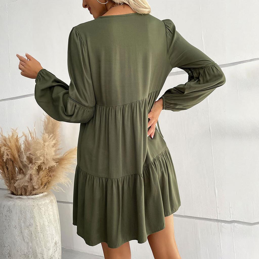 Women's Fashionable Solid Color Long Sleeved V-neck Pleated Casual Loose Dress