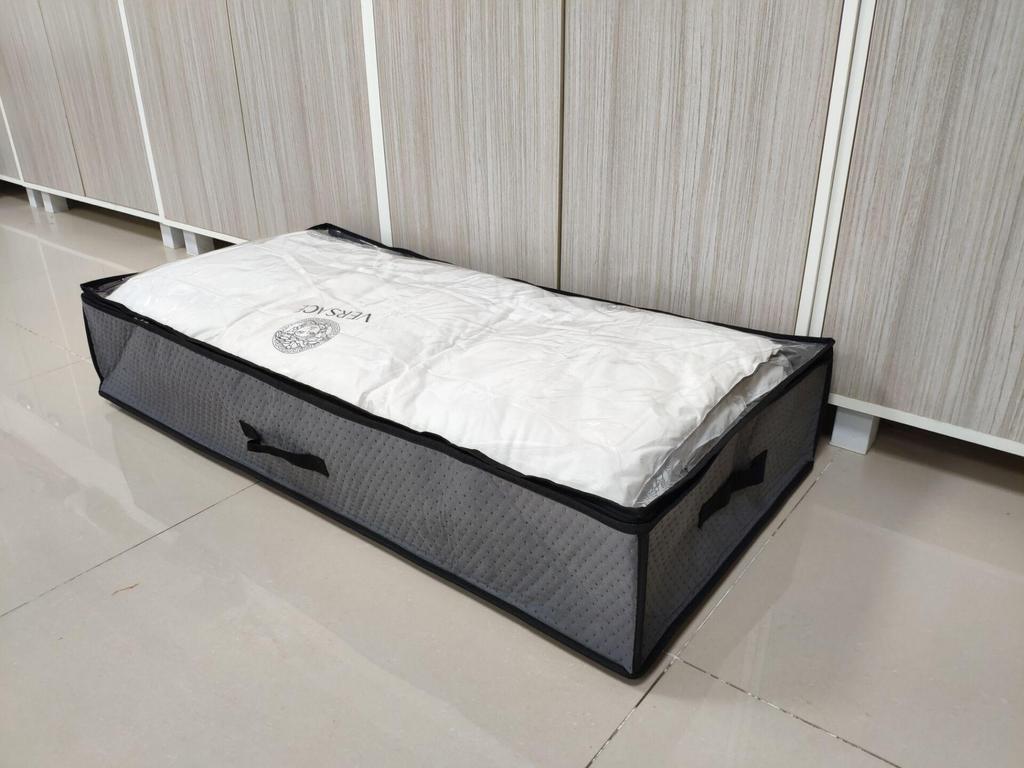 Foldable Non-Woven Under-Bed Storage Bags: Dustproof, Moistureproof, 2-Pack Quilt & Clothes Organizer