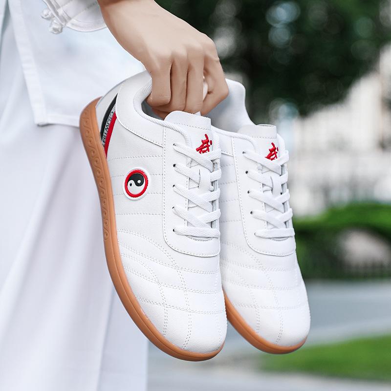 Four Seasons Non-slip Kung Fu Tai Chi Shoes Comfortable Men's and Women's Sports Shoes Couple Casual Shoes Tai Chi Wushu Practice Shoes