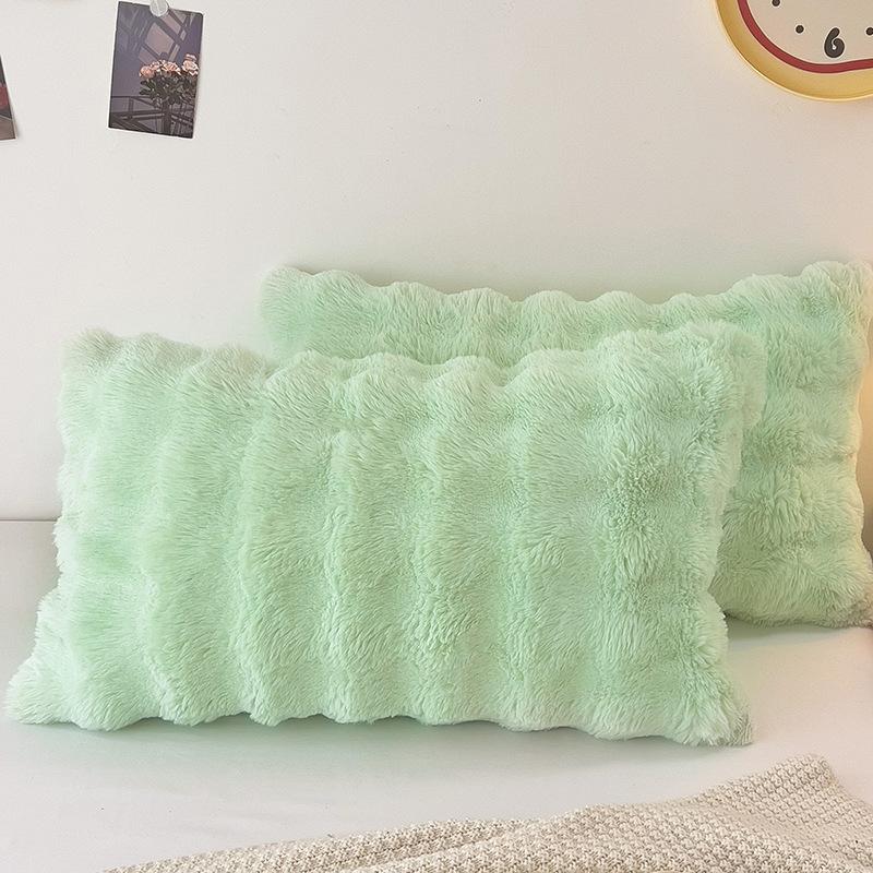 Without Pillow Core - Soft And Warm Winter Faux Fur Pillow Covers Perfect For Bedroom, Sofa, And Home Decoration