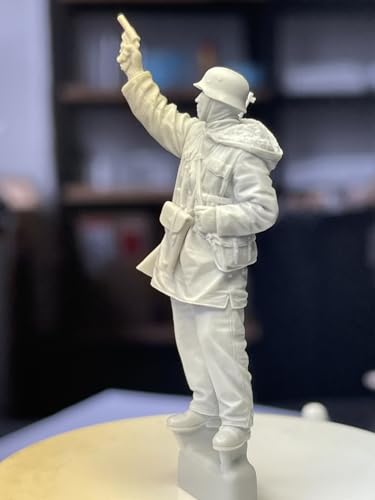 Alpine Miniatures 1/35 WWII German Waffen-SS Panzergrenadier Firing a Flare Pistol Resin Kit AM35324 (Person)