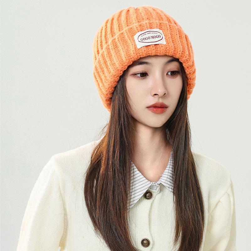 Letter Patch Woolen Hat for Women In Autumn and Winter, Face-showing Small Windproof Ear Protection Cold Hat, Fashionable and Versatile Warm Knitted