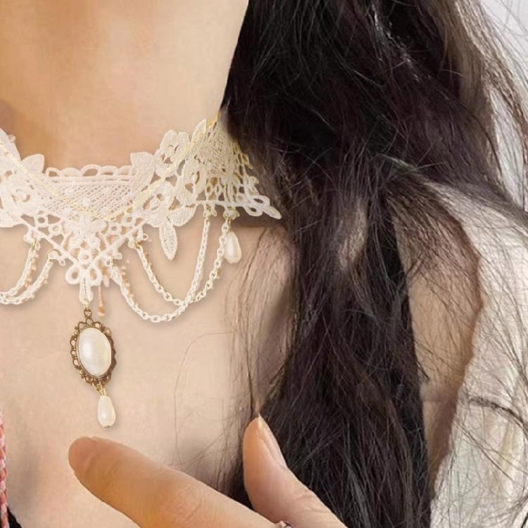 Sophisticated White Lace Necklace Elegant White Lace Neck Chain Accessory with Statement Jewelry Pendant for Women