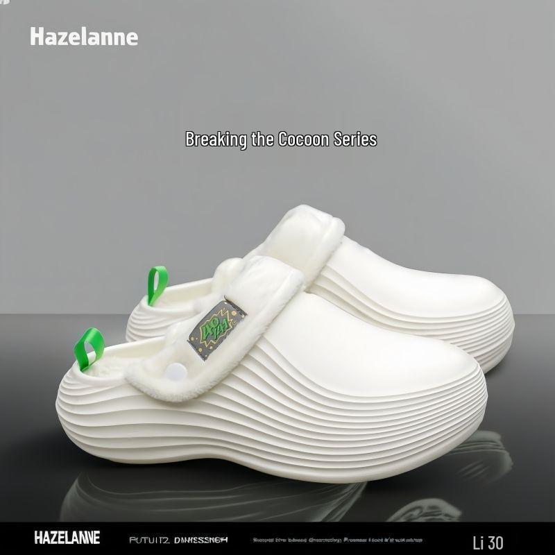 Men's Waterproof Indoor/Outdoor Plush Slippers with Thick Sole and Closed Toe for Winter Warmth.