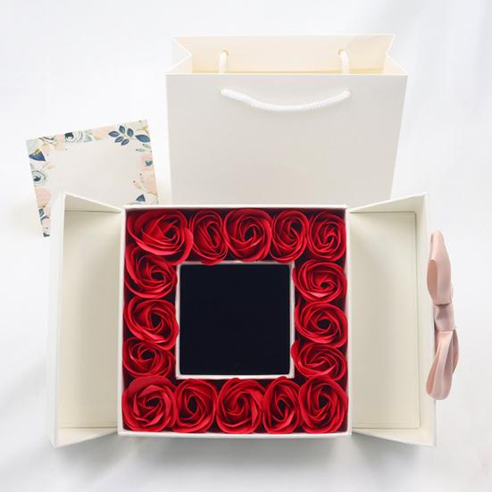 Gift Box Exquisite Workmanship East to Use Cardboard Artificial Rose Flower Jewelry Holder Valentine's Day Accessories