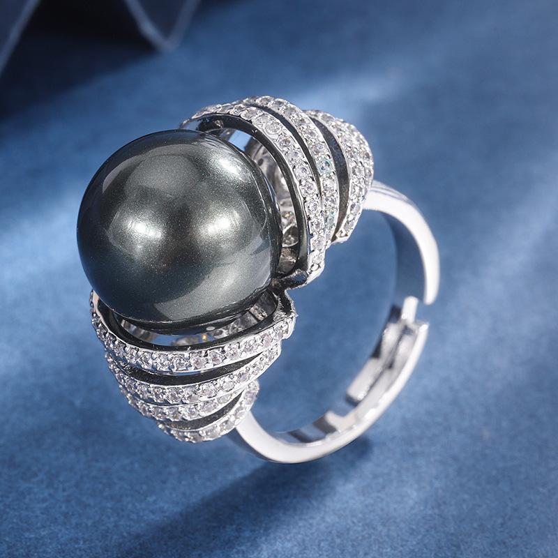 Vintage Exaggerated Large Shell Pearl Ring Zircon Open Live Ring Flower Zircon Ring