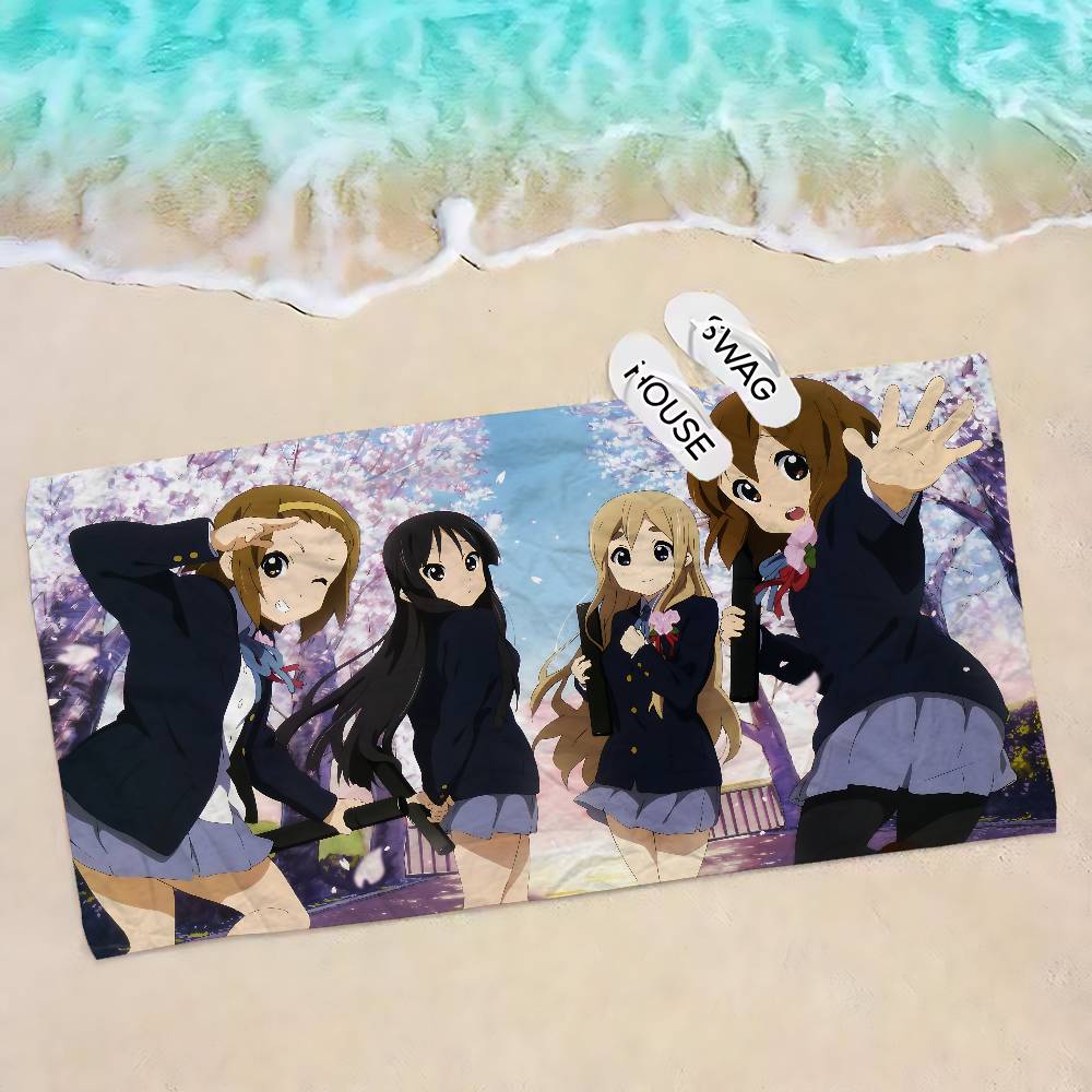 Anime K-On Mikrofaser Bedrucktes Strandtuch Bergsteigen Yoga Strand Schwimmen Laufen Saugfähiges Weiches Handtuch