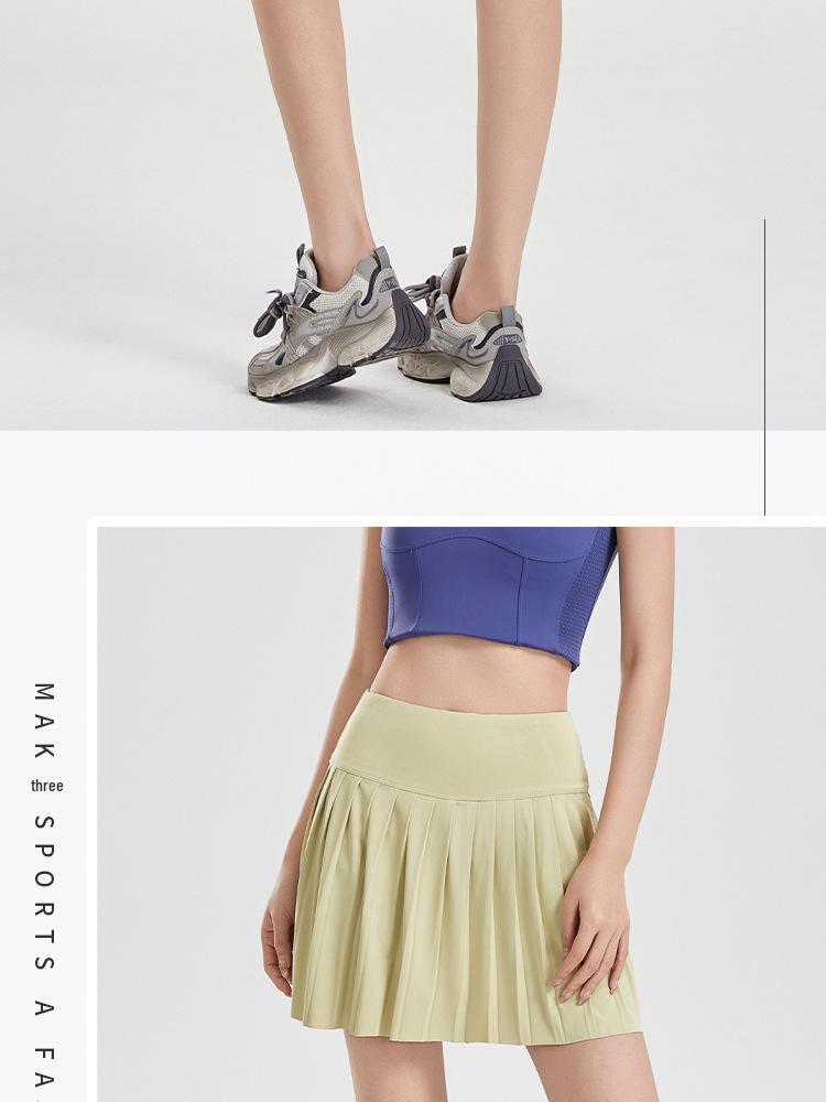 Women's Plus Size Quick-Dry Pleated White Tennis Skirt with Anti-Exposure Shorts