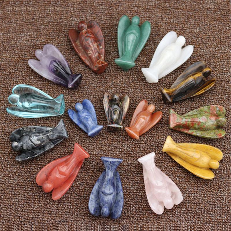 Křišťálová vyřezávaná figurka anděla strážného kapesní kámen léčení řemeslo 15" soška