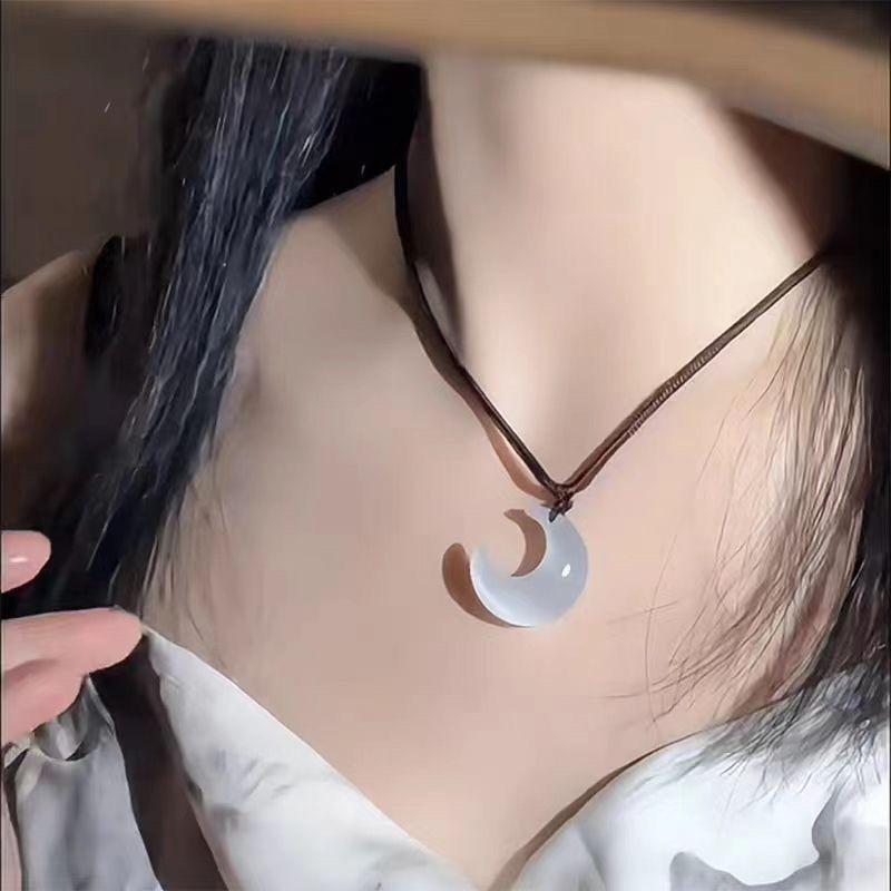 Fairy-Style White Moonlight Necklace - Cute & Versatile Gift for Women