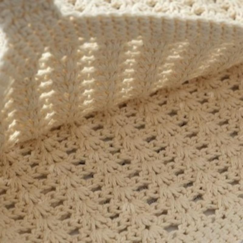 New Straw Bag Versatile Women's Bag Simple Hand-woven Bag Hollow Shoulder Tote Bag Travel Beach Bag Women