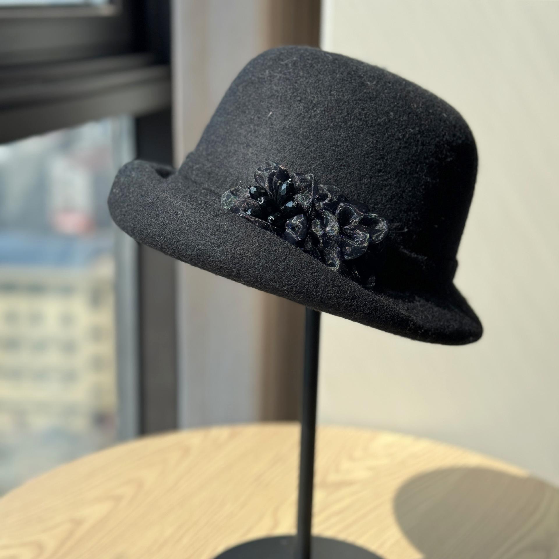 

New style rolled-edge floral fisherman hat for women, autumn and winter British retro wool felt hat, warm fisherman bucket hat for middle-aged and Adult54-60Adjustable чёрный