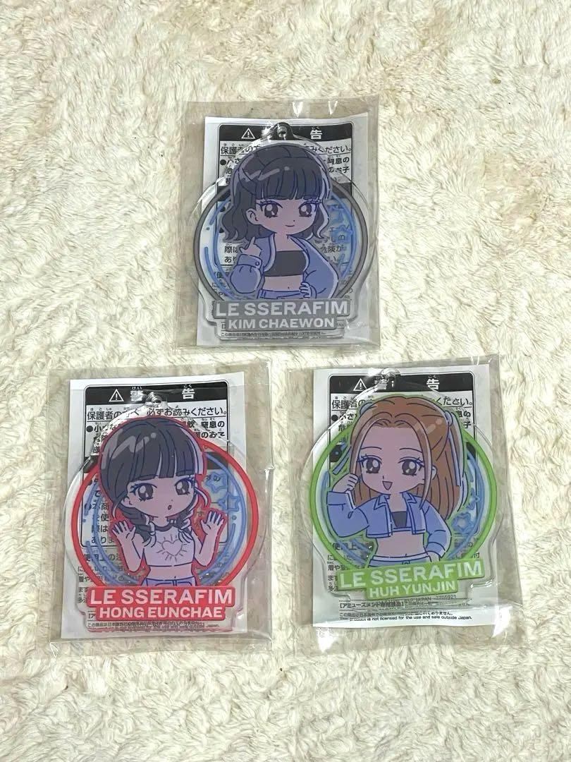 

[USED] lesserafim Lu Seraphim Acrylic Plate Keychain (Namco Exclusive)