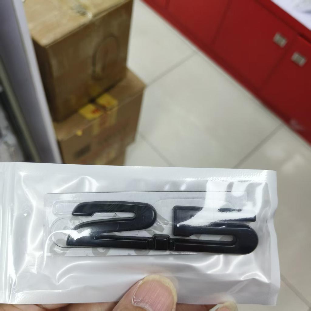 3D dreidimensional 2,5 Metall-Prägeetikett, hinterer Buchstabenaufkleber, Karosserie-Optik-Modifikation, personalisierter Logo-Aufkleber
