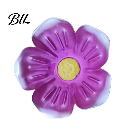 Outdoor Garden Decor Metal Flower Stake Bee Watering Station Bird Bath Butterfly Water Feeder with for Pollinators Birds Yard Patio Floral Sculpture