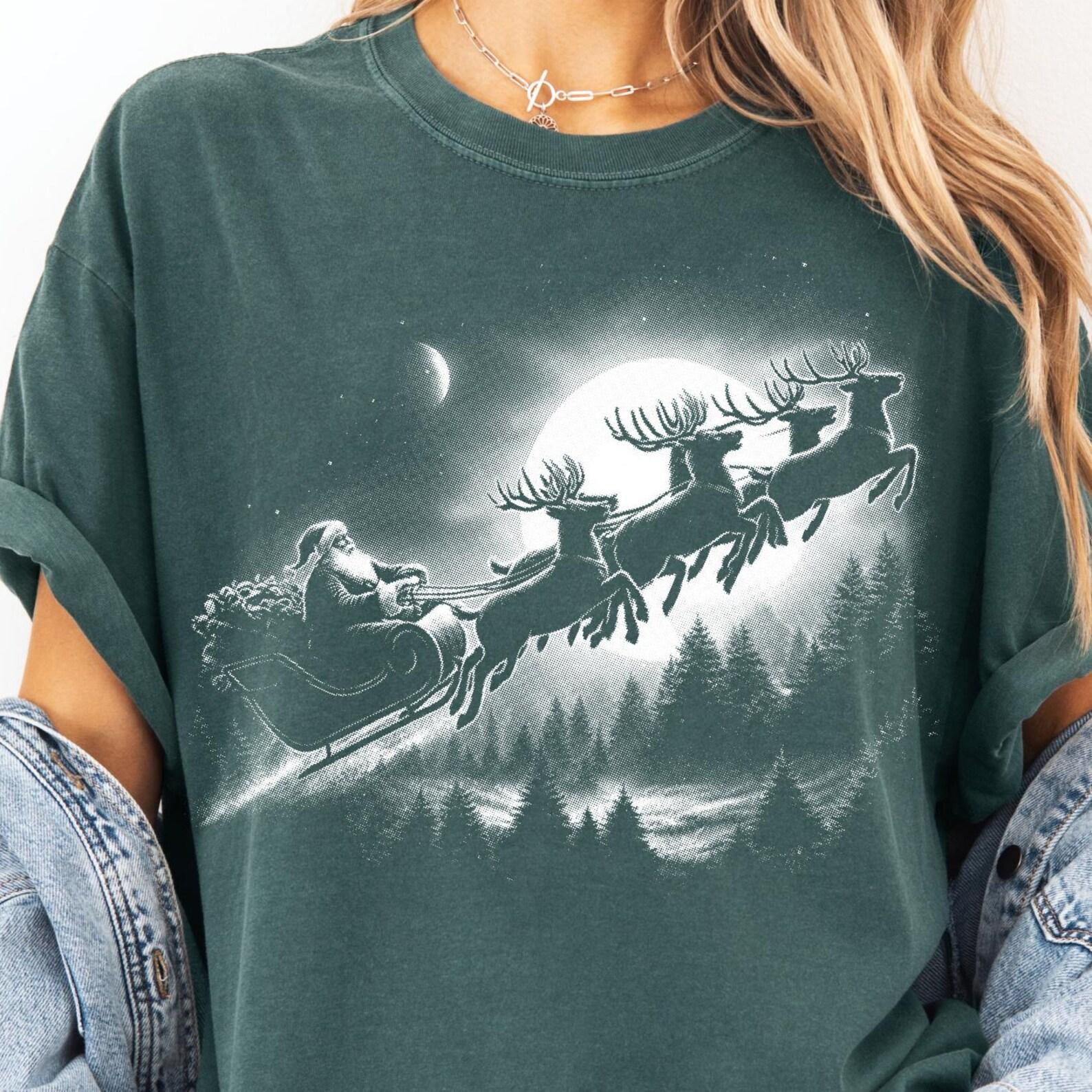 Vintage Santa Sleigh Christmas Comfort Colors® T-Shirt - Oversized Holiday Graphic Tee M