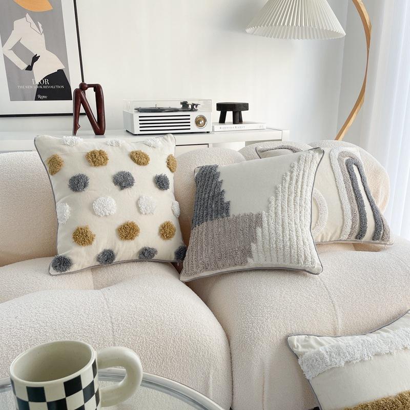 Cotton and Linen Bohemian Ins Wind Pillow Sofa Living Room Pillow Bedside Back Bay Window Tassel Cushion Cover Core