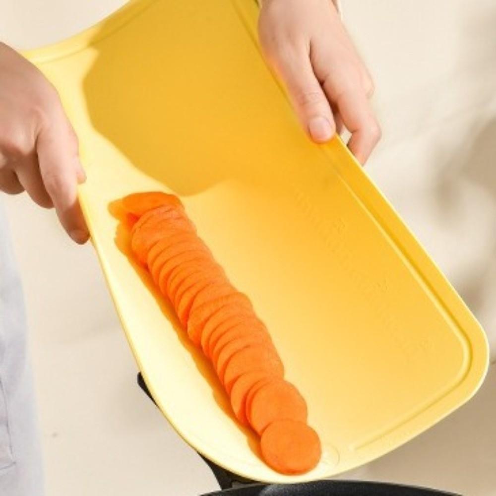 Non-Slip Double-Sided Cutting Board Mildew-Resistant Hangable Charcuterie Board High Temperature Resistance TPU