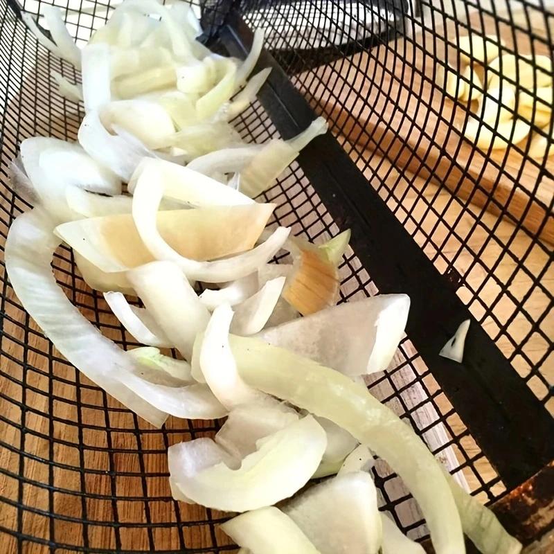 New Stainless Steel Baking Cage Non Stick Pot Grill Basket Outdoor Portable BBQ Cage Rolling Grilling Basket Kitchen Accessories