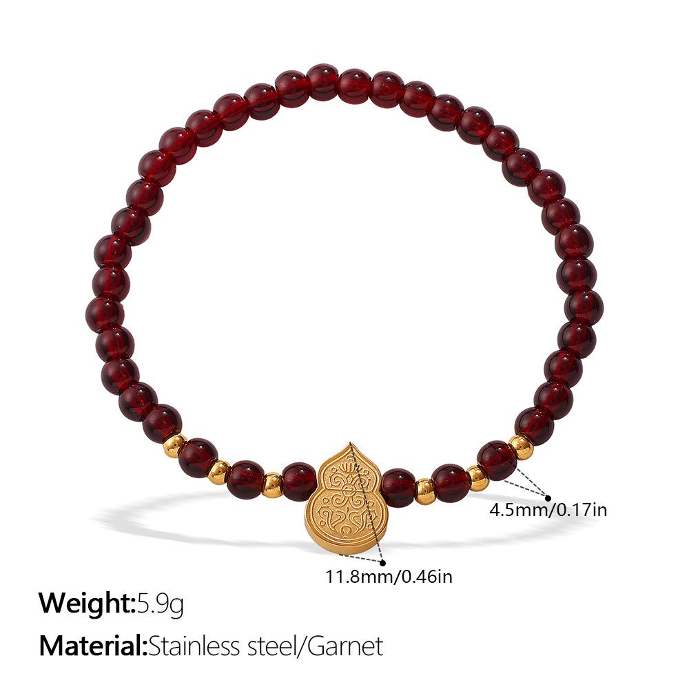 

Red Garnet Luxury Gourd Pendant Bracelet for New Year Blessings and Wealth
