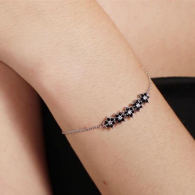 BLACK AWN Svart Armband för Kvinnor Svart Stenarmband