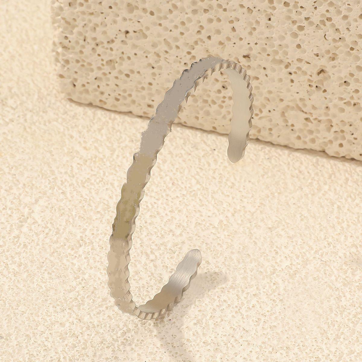 

Arabic Retro Rune 18k Stainless Steel Calligraphy Bracelet with Etched Wave Design