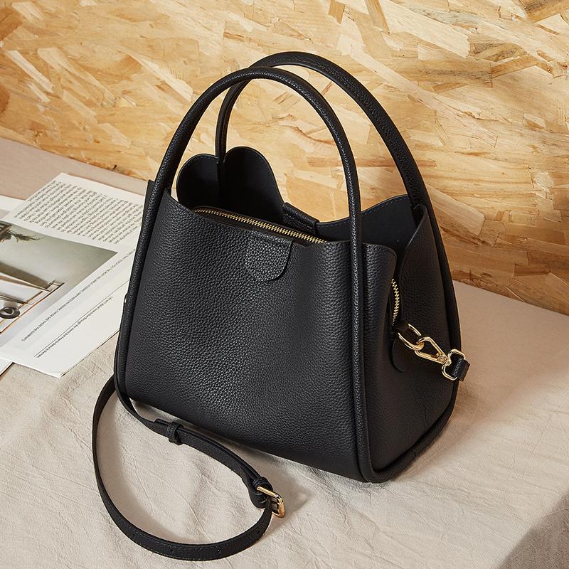 Genuine Leather Women's Bag Luxury Designer Shoulder Bag Cowhide Handbags Fashion Crossbody Bucket Bag for Women