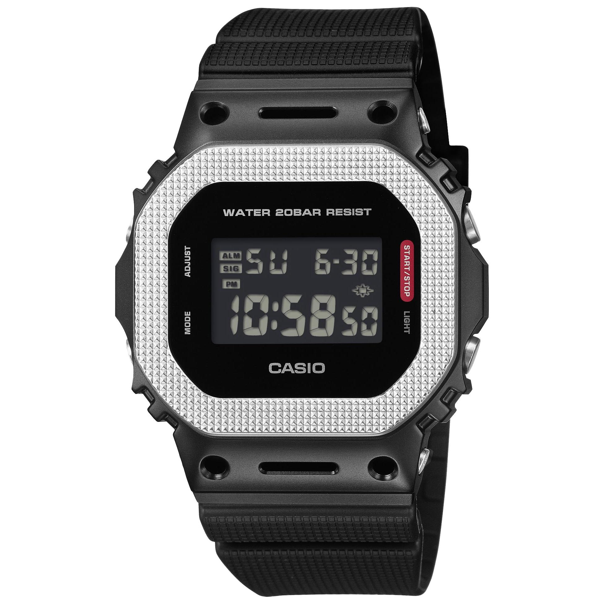 Casio Мужские часы G-Shock GM-5600BM-1JF Металлический корпус Черный Экологичный Японская модель