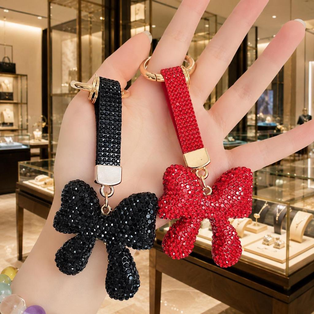 Luxury Full Diamond Bow Keychain: Crystal-Inlaid Car Key & Bag Pendant