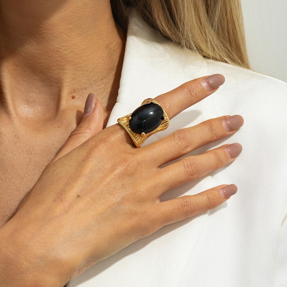 Винтажное кольцо Melad с градиентным драгоценным камнем, открытое, в ретро-стиле, геометрическое, широкое Gold+Black 0981