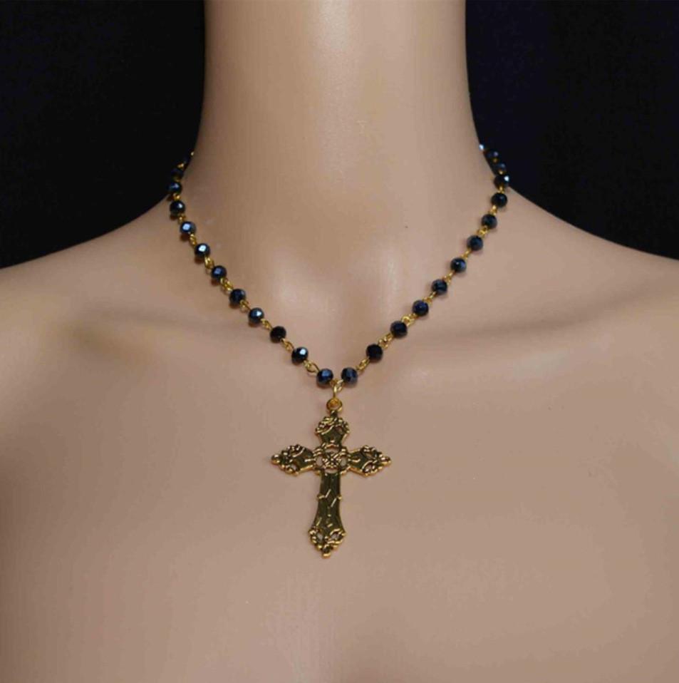 Punk Style Cross Pendant Necklace For Women With Electroplated Alloy Jewelry