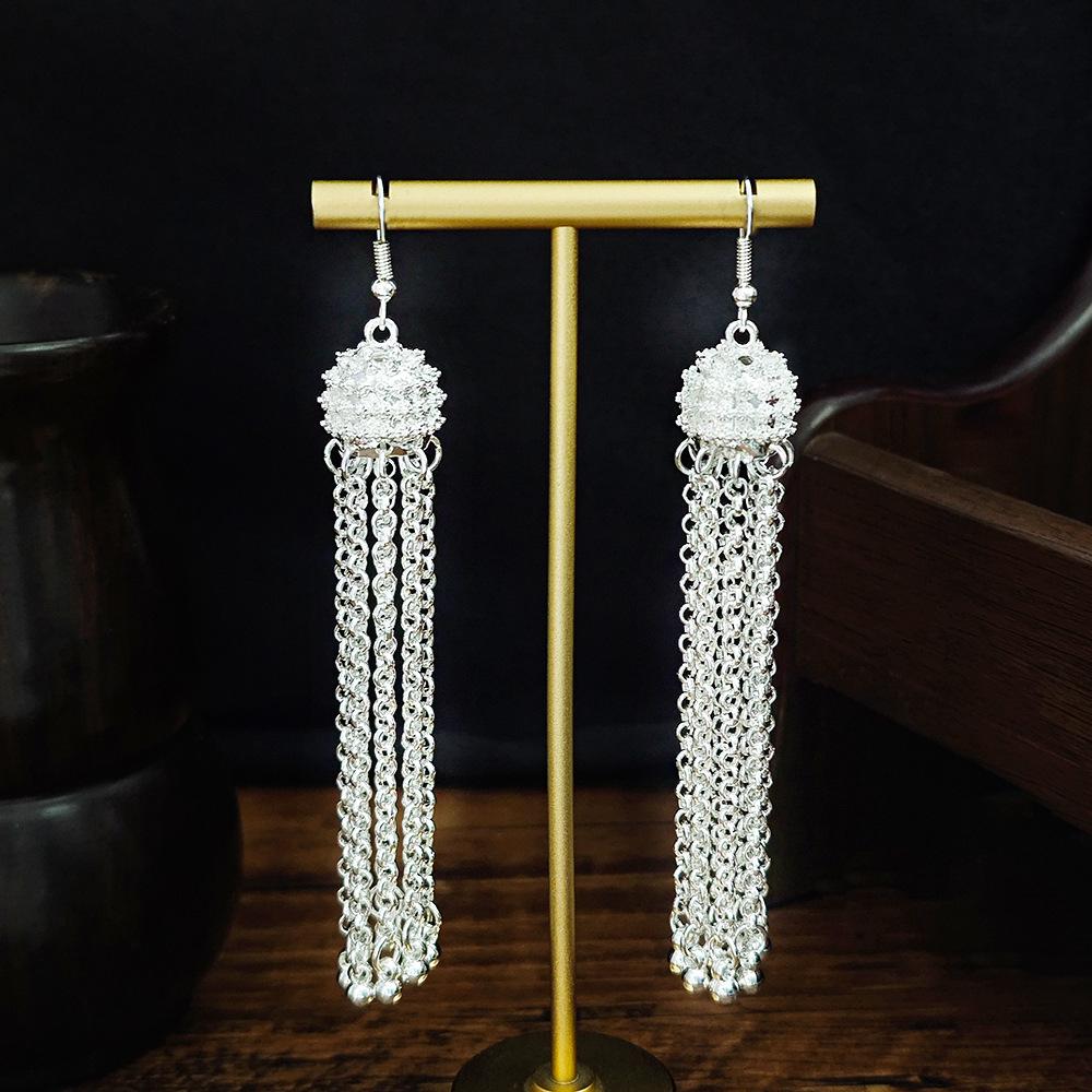 Boucles d'oreilles pendantes à pompons de plumes ethniques - Style argent Miao imitation, article touristique populaire, design mignon de haricot.
