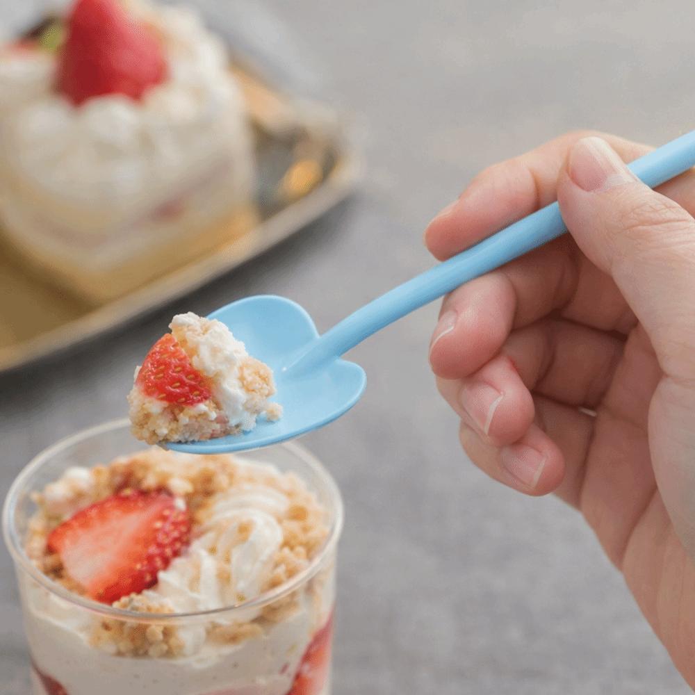 100PCS Lightweight Heart-shaped Spoons Thickened Ice Cream Spoons Disposable Spoons  Party