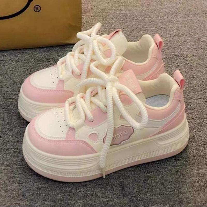 Kids' White Non-slip Lightweight Sneakers, Versatile for Spring & Autumn, Soft & Thick Sole Running Shoes for Boys & Girls.