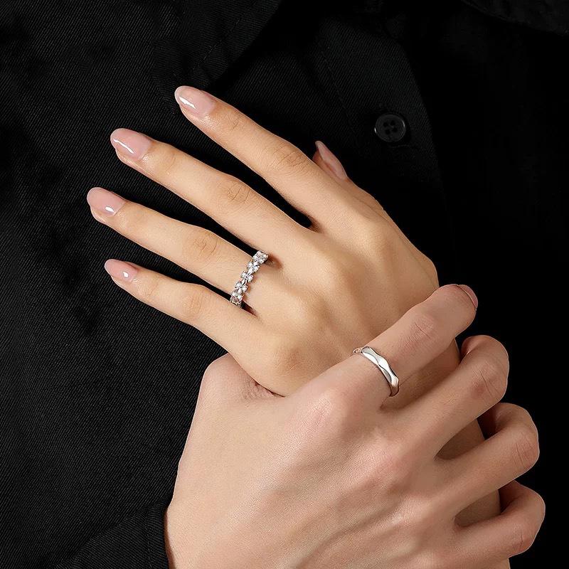 Crowning Love Zircon Couple Rings - Elegant His & Hers Set for Valentine's & Birthdays