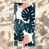 1Pc, Tropical Leaf Pattern Beach Towel, Super Absorbent Lightweight Beach Towel - Sand-Free Quick-Dry Towel, Soft Microfiber