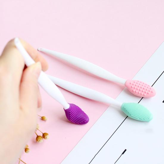 8Pcs Silicone Lip Scrub Brush for Men Women Double Sided Exfoliator Cleaning Brush Lightening Dark Lips Exfoliator Tool for Dry Chapped Lips