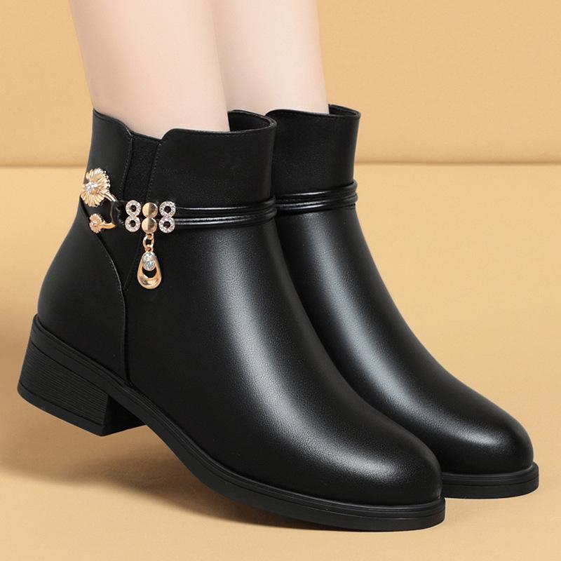Coarse heel short boots women's autumn and winter new boots mother shoes soft leather soft sole elderly cotton shoes comfortable velvet leather shoes
