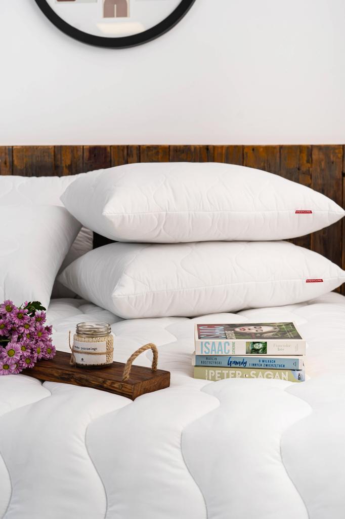 2 Poduszki  + kołdra zestaw całoroczna biała mikrofibra