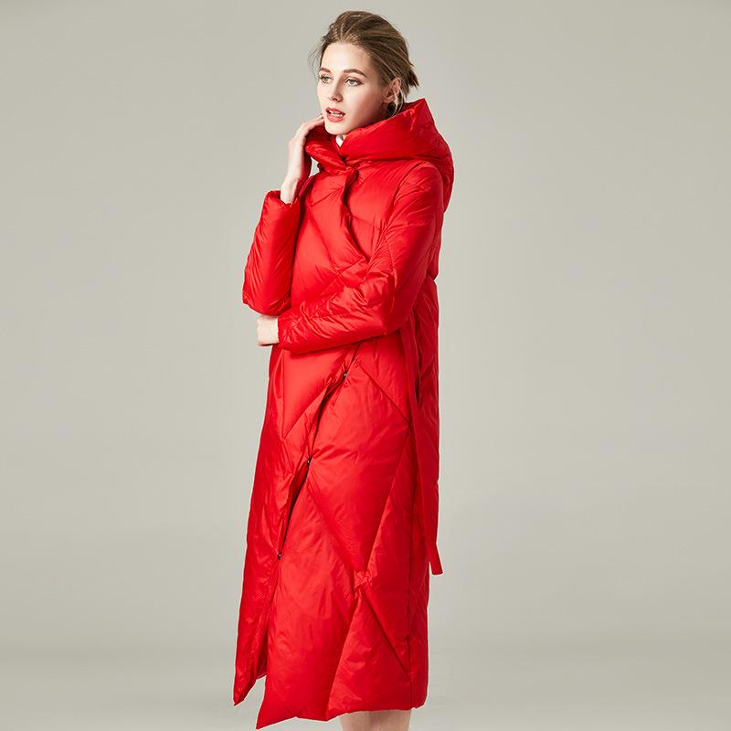 

Длинная куртка-пуховик длиной до колена для женщин, новый стиль для осени и зимы, утолщенный белый утиный пух, куртка из хлопка для активного отдыха на открытом воздухе XL красный